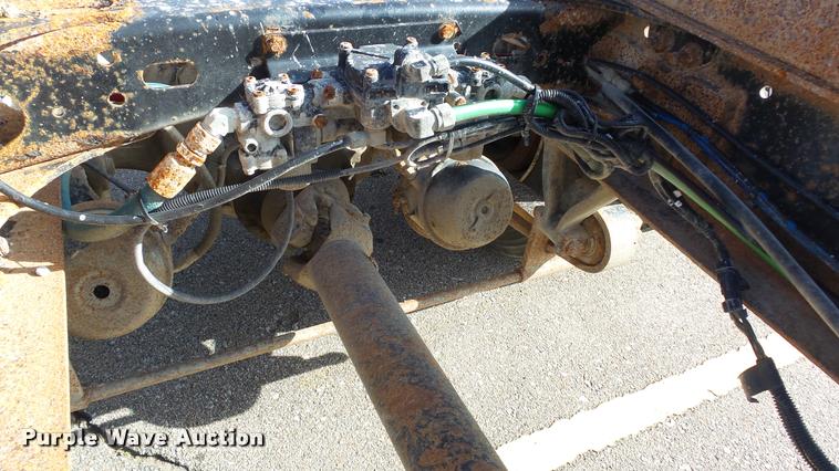 image for item K8010 1998 Freightliner FL80 truck cab and chassis