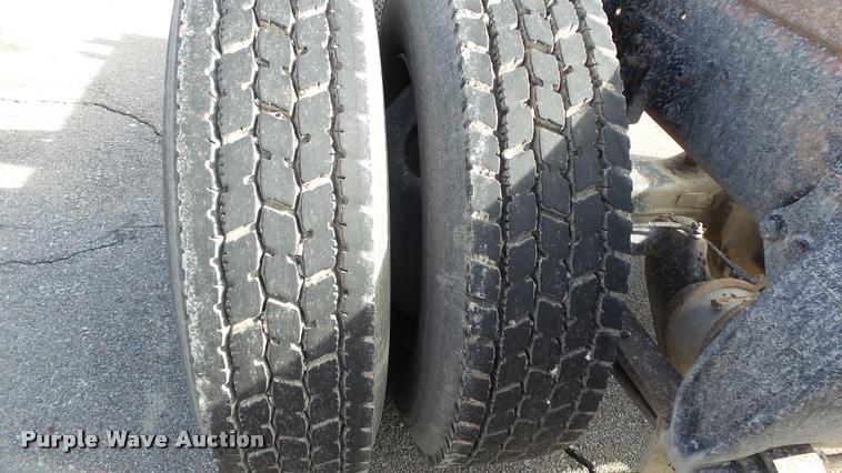 image for item K8010 1998 Freightliner FL80 truck cab and chassis