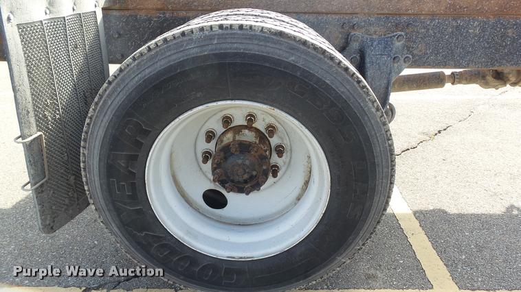 image for item K8010 1998 Freightliner FL80 truck cab and chassis