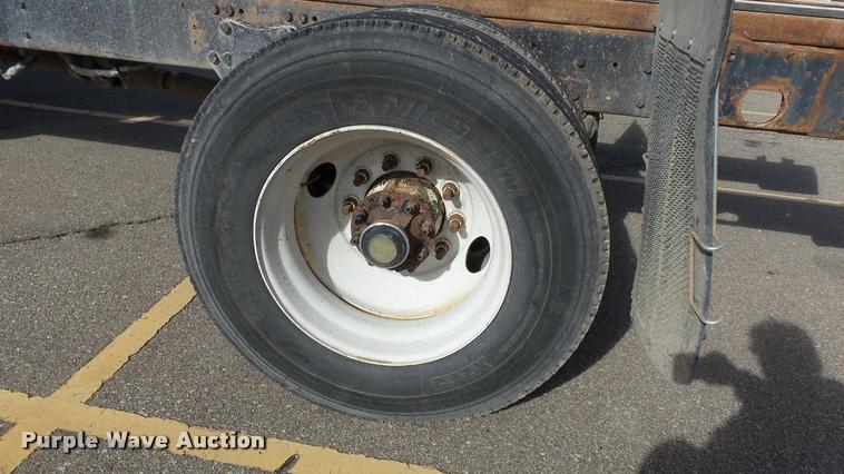 image for item K8010 1998 Freightliner FL80 truck cab and chassis