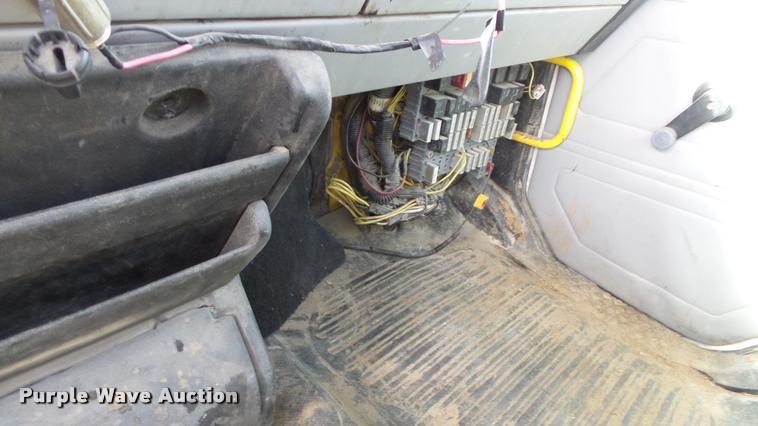 image for item K8010 1998 Freightliner FL80 truck cab and chassis