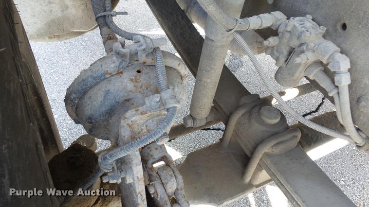 image for item K8010 1998 Freightliner FL80 truck cab and chassis