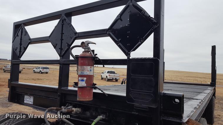 image for item L1730 1985 Schnure flatbed trailer