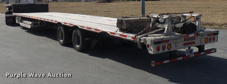 image for item L4534 2014 Fontaine drop deck trailer