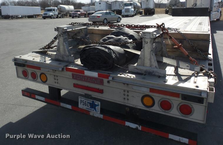 image for item L4534 2014 Fontaine drop deck trailer