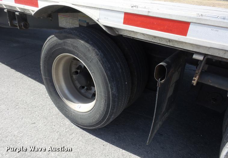 image for item L4534 2014 Fontaine drop deck trailer