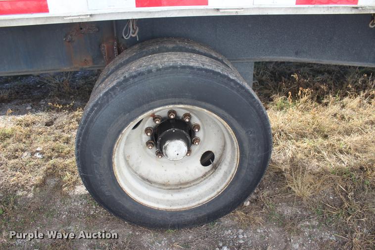 image for item L4947 1998 Wabash 920 flatbed trailer