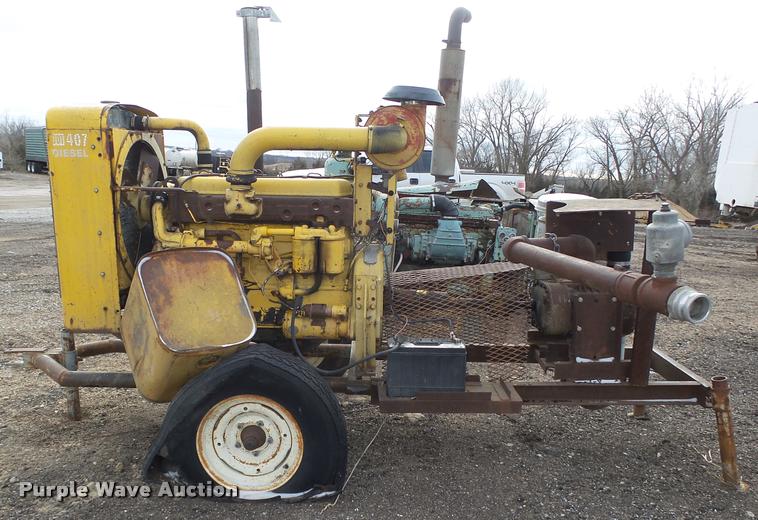 image for item AU9702 International UD407 air blower