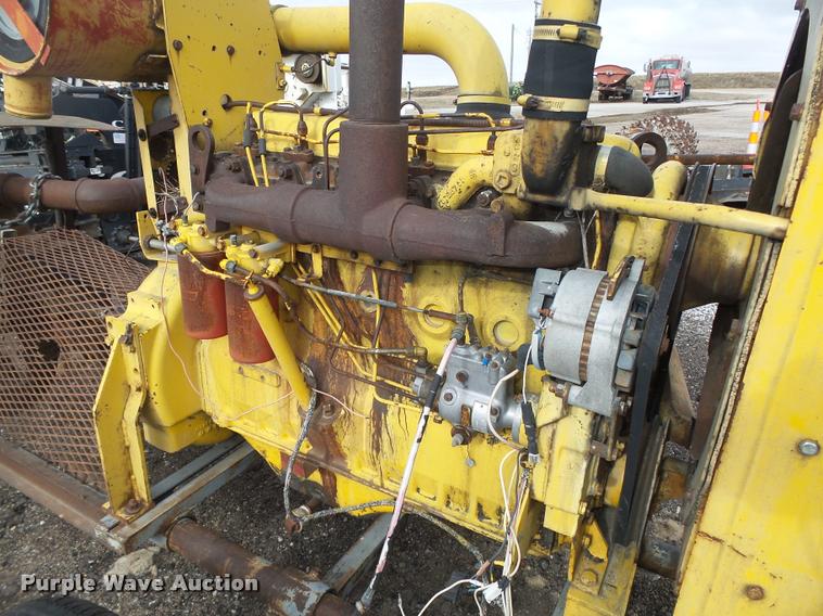 image for item AU9702 International UD407 air blower