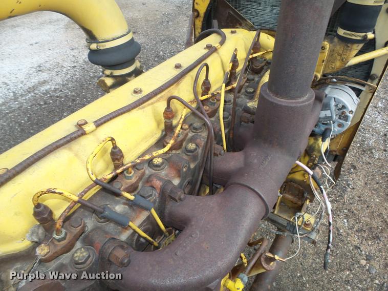 image for item AU9702 International UD407 air blower