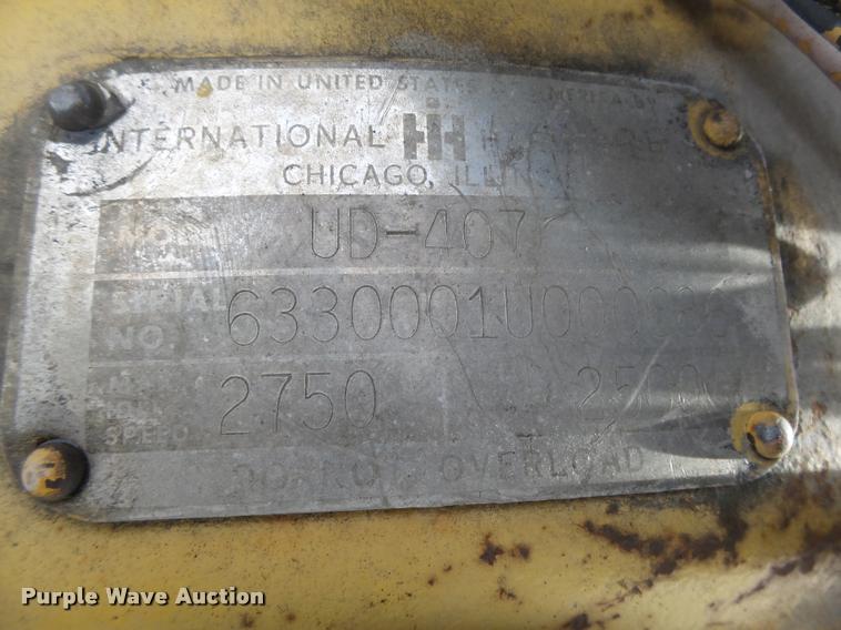 image for item AU9702 International UD407 air blower