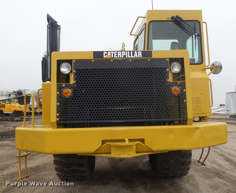 image for item DA0501 Caterpillar 615C Series I elevating scraper