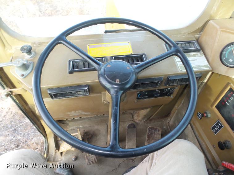 image for item DA0501 Caterpillar 615C Series I elevating scraper