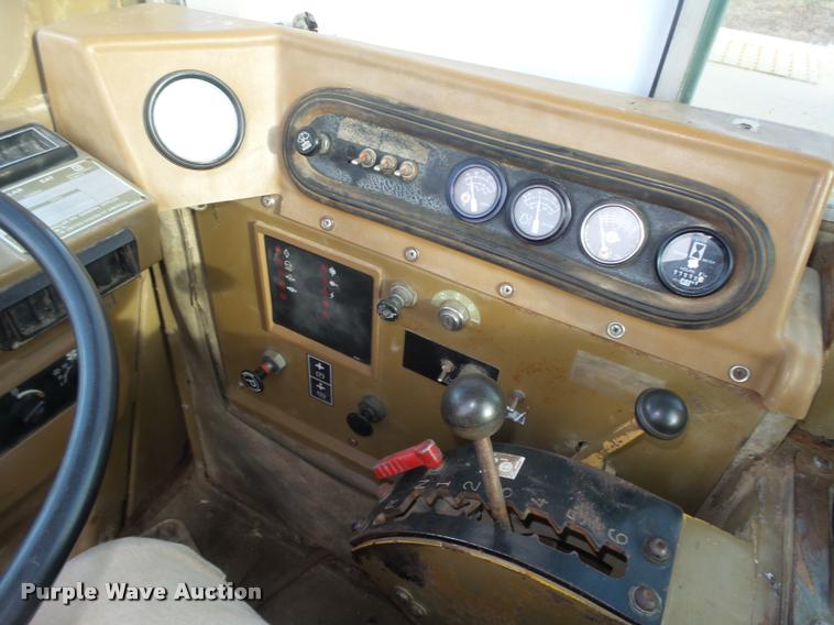 image for item DA0501 Caterpillar 615C Series I elevating scraper