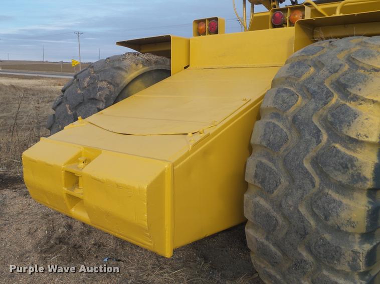 image for item DA0501 Caterpillar 615C Series I elevating scraper