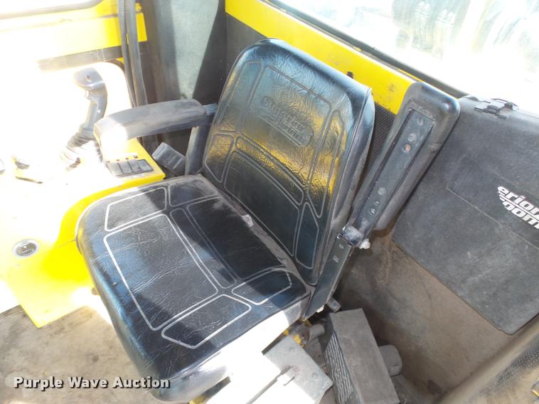 image for item DA0502 2007 Superior DT80 sweeper