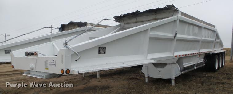 image for item DA0503 2012 Dakota 4300BDT bottom dump trailer