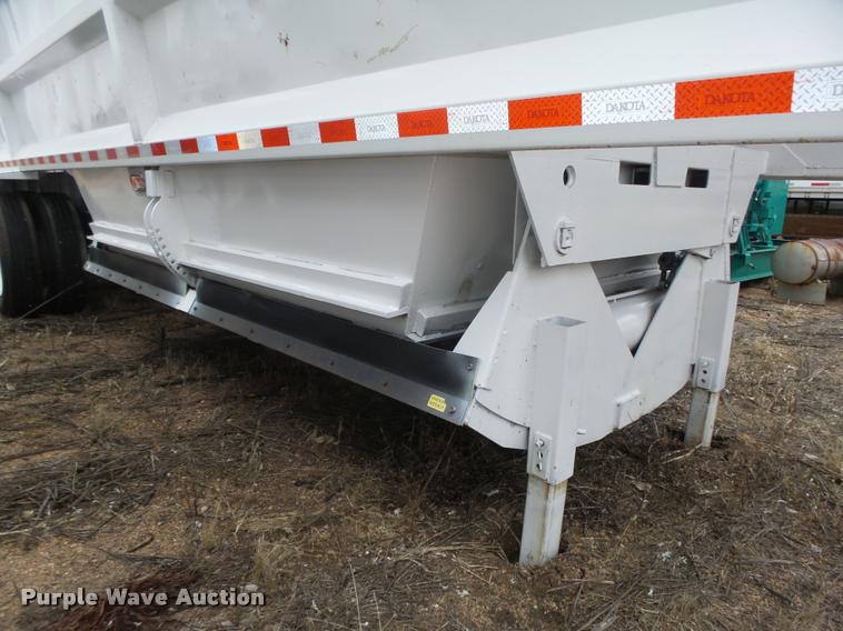 image for item DA0503 2012 Dakota 4300BDT bottom dump trailer