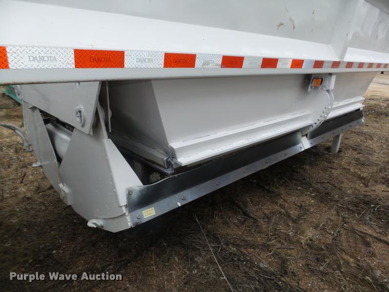 image for item DA0503 2012 Dakota 4300BDT bottom dump trailer