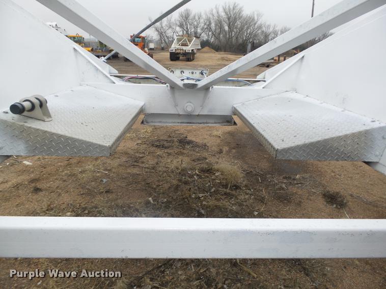 image for item DA0503 2012 Dakota 4300BDT bottom dump trailer