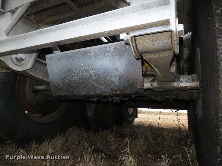 image for item DA0503 2012 Dakota 4300BDT bottom dump trailer