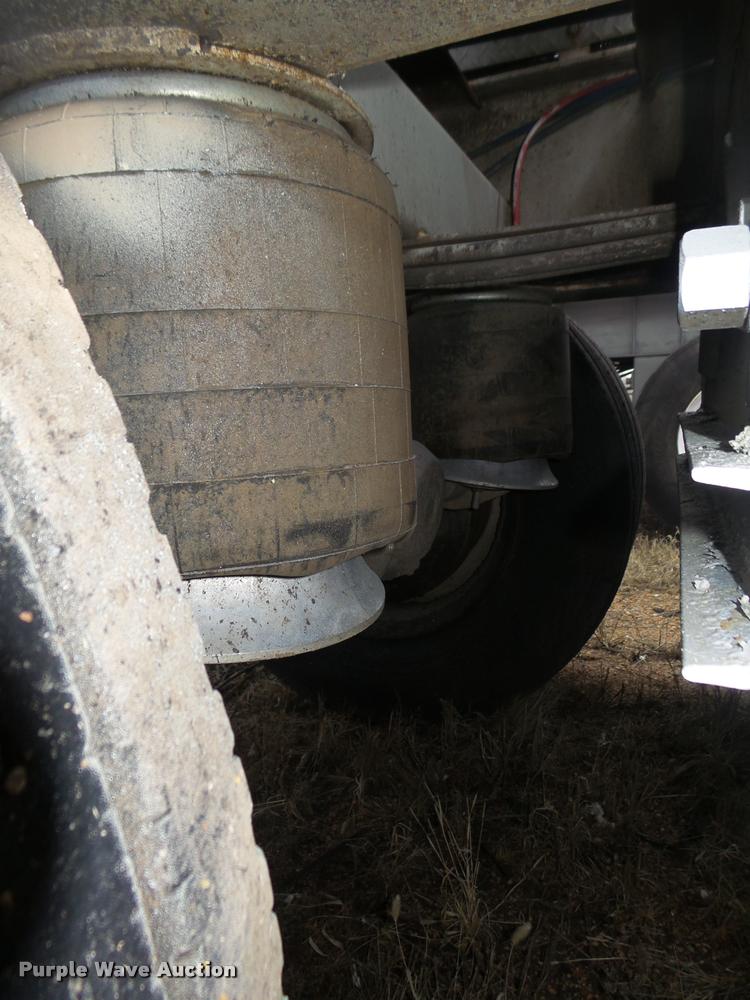 image for item DA0503 2012 Dakota 4300BDT bottom dump trailer