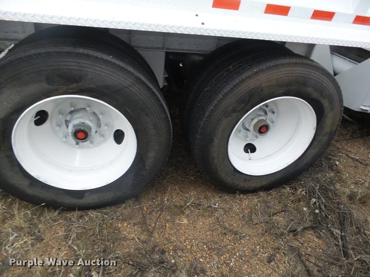 image for item DA0503 2012 Dakota 4300BDT bottom dump trailer