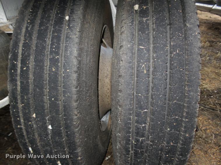 image for item DA0503 2012 Dakota 4300BDT bottom dump trailer