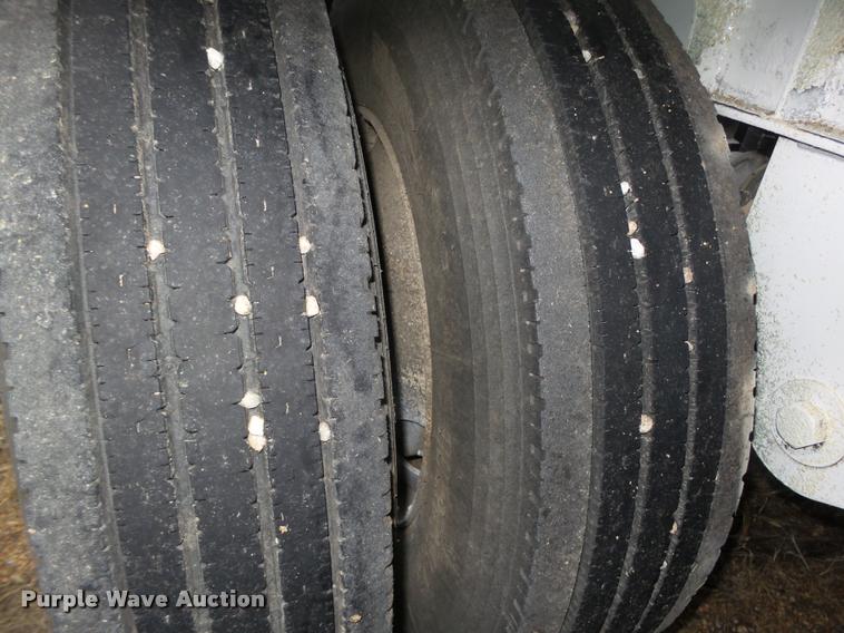 image for item DA0503 2012 Dakota 4300BDT bottom dump trailer