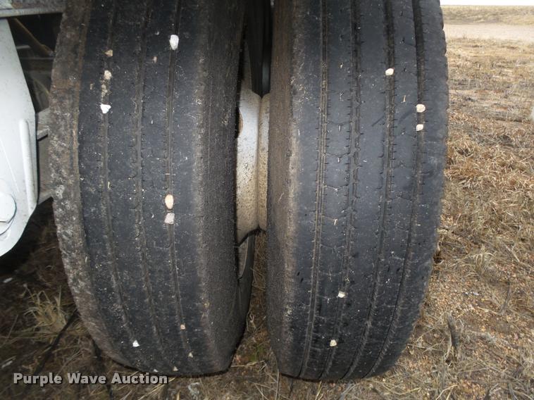 image for item DA0503 2012 Dakota 4300BDT bottom dump trailer