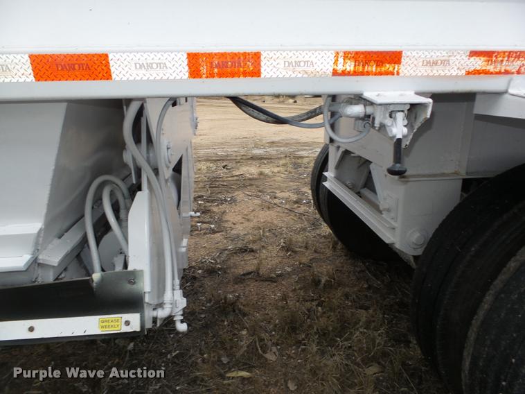 image for item DA0504 2013 Dakota 4300BDT bottom dump trailer