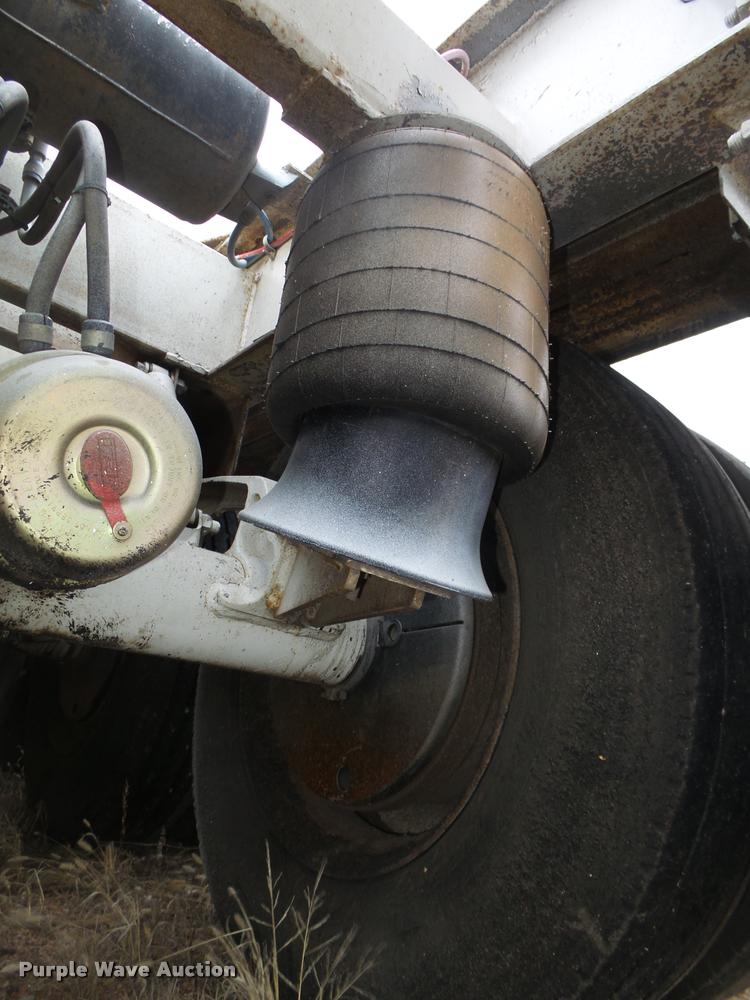 image for item DA0504 2013 Dakota 4300BDT bottom dump trailer