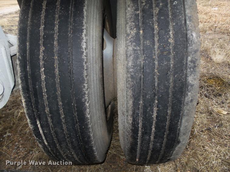 image for item DA0504 2013 Dakota 4300BDT bottom dump trailer