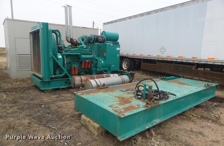image for item DA0506 1991 Cummings Onan 600DFGB generator set