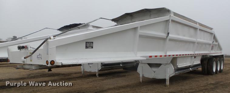 image for item DA0507 2012 Dakota 4300BDT bottom dump trailer