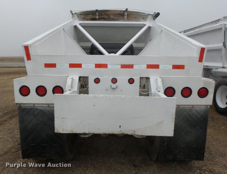 image for item DA0507 2012 Dakota 4300BDT bottom dump trailer