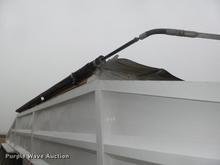 image for item DA0507 2012 Dakota 4300BDT bottom dump trailer