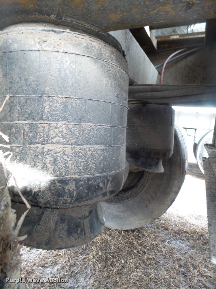 image for item DA0507 2012 Dakota 4300BDT bottom dump trailer