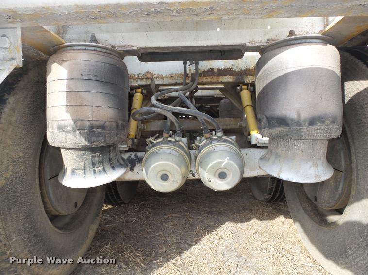image for item DA0507 2012 Dakota 4300BDT bottom dump trailer
