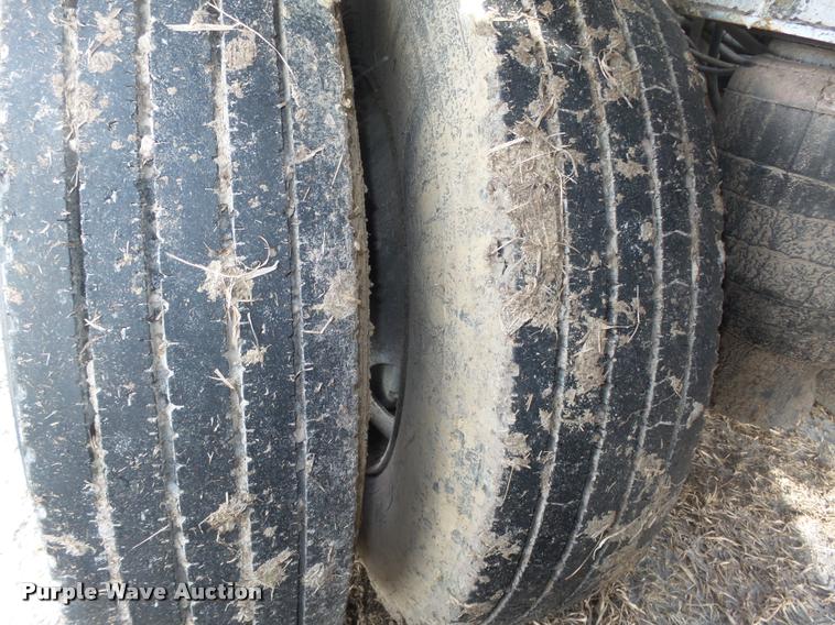 image for item DA0507 2012 Dakota 4300BDT bottom dump trailer