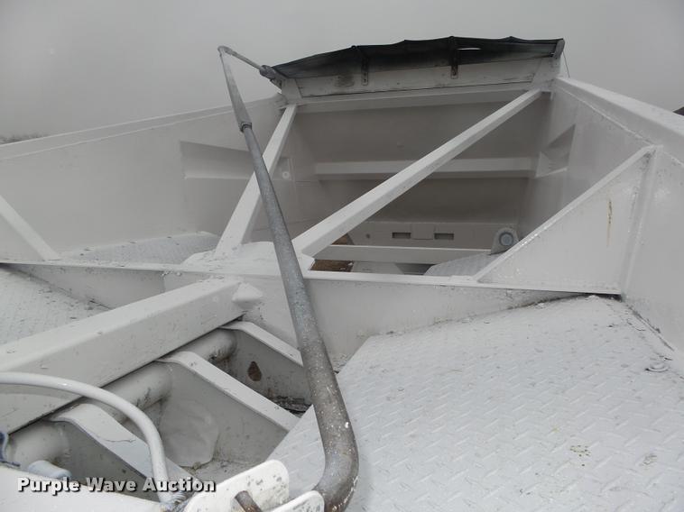 image for item DA0508 2012 Dakota 4300BDT bottom dump trailer