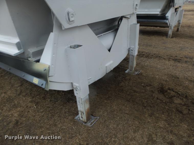 image for item DA0508 2012 Dakota 4300BDT bottom dump trailer