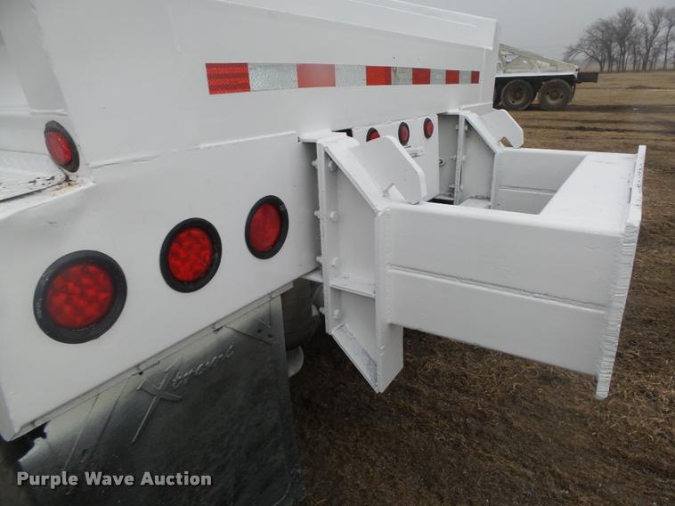 image for item DA0508 2012 Dakota 4300BDT bottom dump trailer