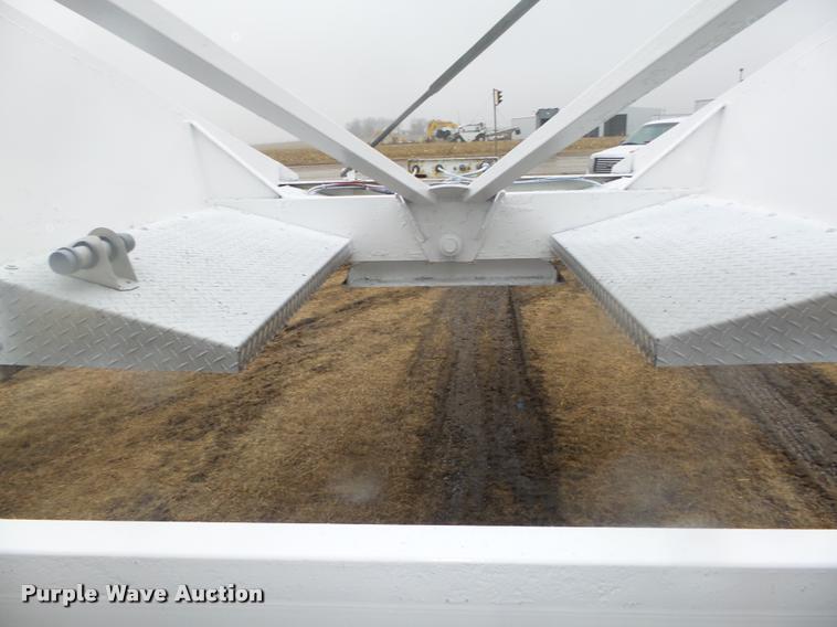 image for item DA0508 2012 Dakota 4300BDT bottom dump trailer