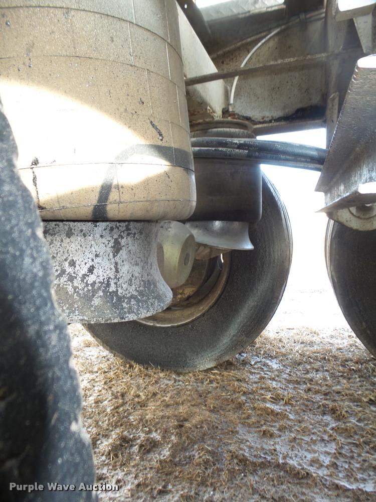 image for item DA0508 2012 Dakota 4300BDT bottom dump trailer