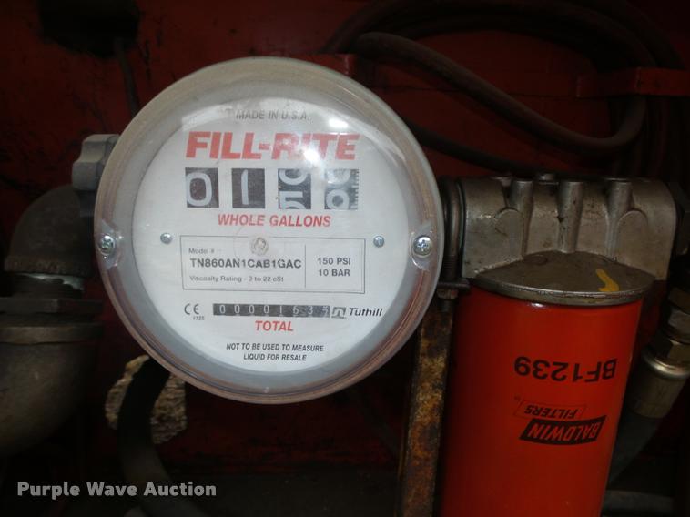 image for item DA0510 1985 Ford F700 fuel truck