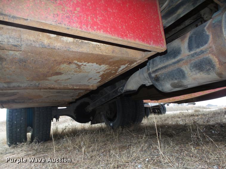 image for item DA0510 1985 Ford F700 fuel truck