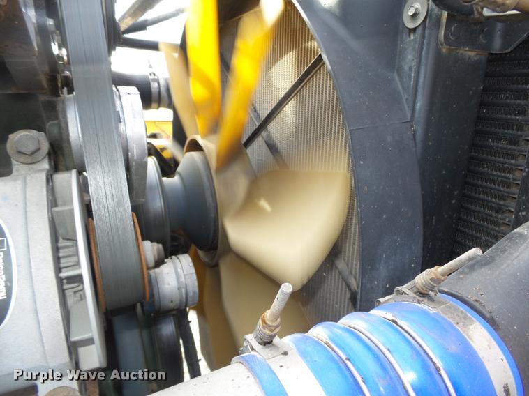 image for item DA0512 2006 Freightliner Columbia semi truck