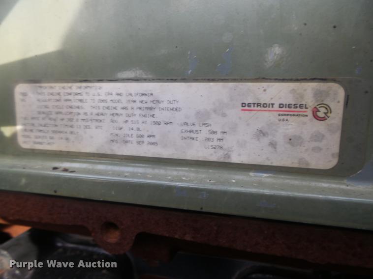 image for item DA0512 2006 Freightliner Columbia semi truck