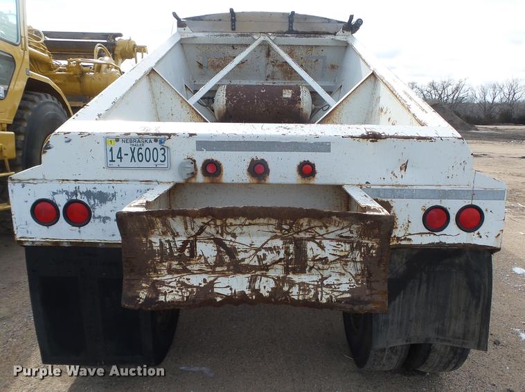 image for item DA0513 1997 Road Master G420 bottom dump trailer